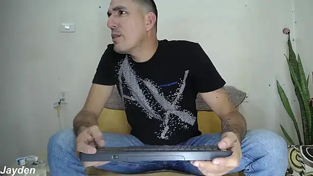 Snapshot of jayydenandjacob chatting on 15, 11, 2025 jayydenandjacob online show from 15, 11, 2025