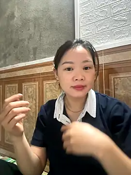 Hellen 111 online show from 24, 10, 2025