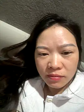 Hellen 111 online show from 2, 11, 2025