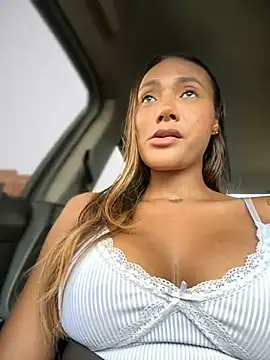 KyaraMiller online show from 6, 2, 2025