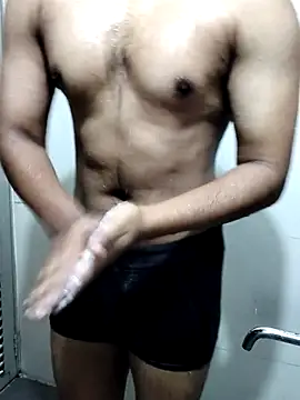 hottboy 39 online show from 19, 5, 2026