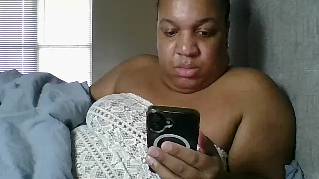 Snapshot of Badgirlbrittt chatting on 14, 1, 2026 Badgirlbrittt online show from 14, 1, 2026