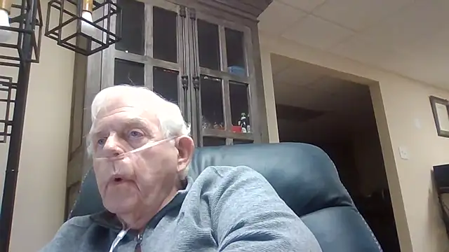 Snapshot of bootlegmanz chatting on 1, 2, 2026 bootlegmanz online show from 1, 2, 2026