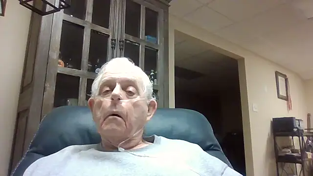 Snapshot of bootlegmanz chatting on 17, 2, 2026 bootlegmanz online show from 17, 2, 2026