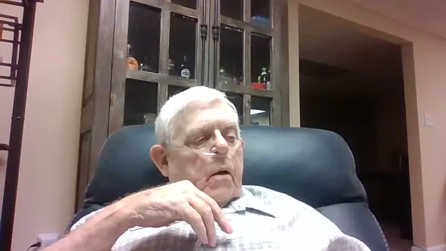 Snapshot of bootlegmanz chatting on 10, 5, 2026 bootlegmanz online show from 10, 5, 2026