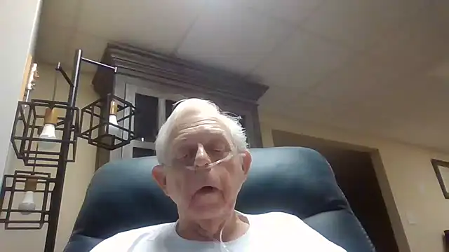 Snapshot of bootlegmanz chatting on 27, 6, 2026 bootlegmanz online show from 27, 6, 2026
