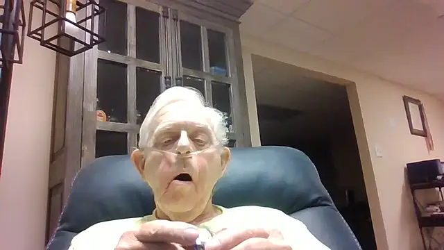Snapshot of bootlegmanz chatting on 12, 7, 2026 bootlegmanz online show from 12, 7, 2026