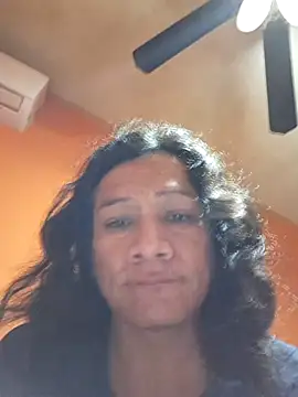 miicheele32 online show from 5, 12, 2025