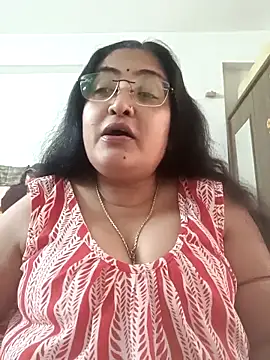 LAVERNIYA  online show from 10, 11, 2025