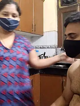 Snapshot of IND_COUPLE1 chatting on 12, 2, 2025 IND COUPLE1 online show from 12, 2, 2025