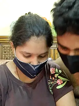 Snapshot of IND_COUPLE1 chatting on 16, 2, 2025 IND COUPLE1 online show from 16, 2, 2025