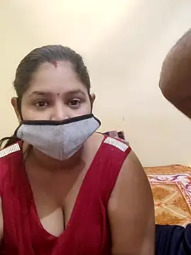 Snapshot of IND_COUPLE1 chatting on 20, 3, 2026 IND COUPLE1 online show from 20, 3, 2026