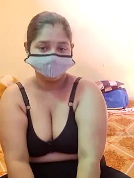 Snapshot of IND_COUPLE1 chatting on 29, 3, 2026 IND COUPLE1 online show from 29, 3, 2026