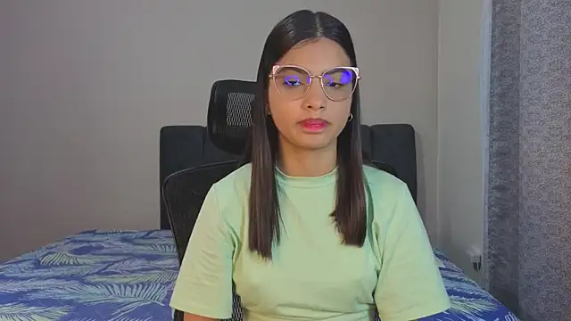 Snapshot of LiaOrtiz69 chatting on 23, 7, 2026 LiaOrtiz69 online show from 23, 7, 2026
