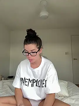 Snapshot of summermc_xx chatting on 10, 3, 2025 summermc xx online show from 10, 3, 2025