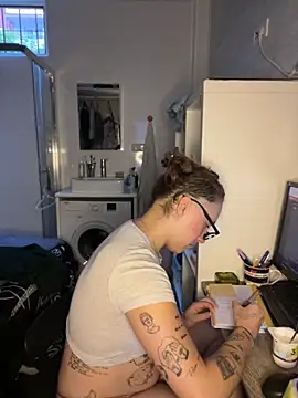 Hawitxui online show from 18, 10, 2025