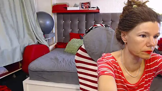 kellyterapy online show from 10, 4, 2026