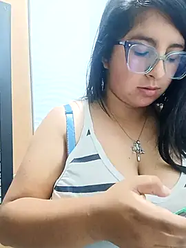 Angelinaandrade  online show from 22, 11, 2025