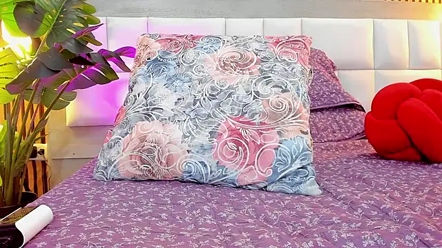 miah connor online show from 23, 1, 2025