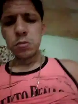 Snapshot of Alonsomadeira chatting on 30, 4, 2026 Alonsomadeira online show from 30, 4, 2026