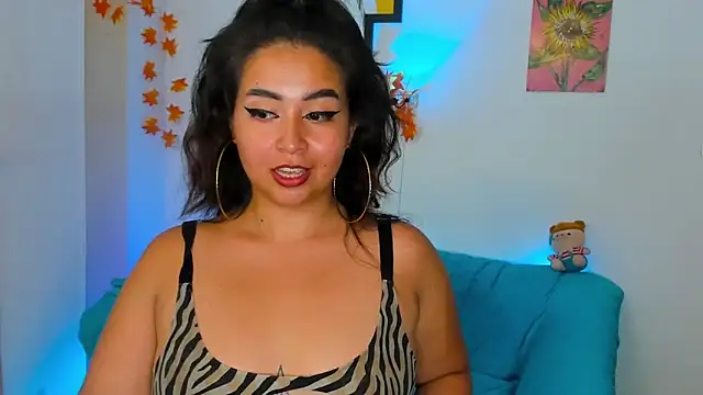 LiahDiaz online show from 11, 1, 2025