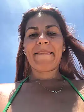 Snapshot of diosa202 chatting on 5, 11, 2025 diosa202 online show from 5, 11, 2025