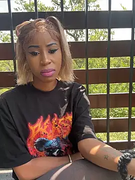 Snapshot of Dime-__ chatting on 13, 11, 2025 Dime- online show from 13, 11, 2025