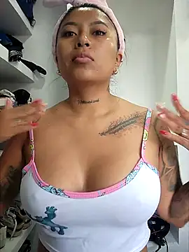 luisa16xxx online show from 13, 1, 2026