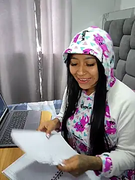 luisa16xxx online show from 1, 2, 2026