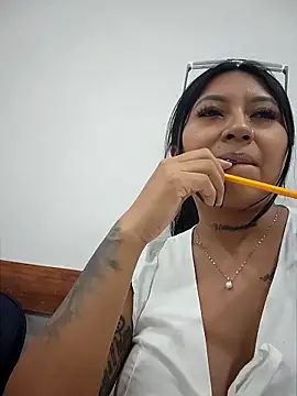 luisa16xxx online show from 11, 4, 2026