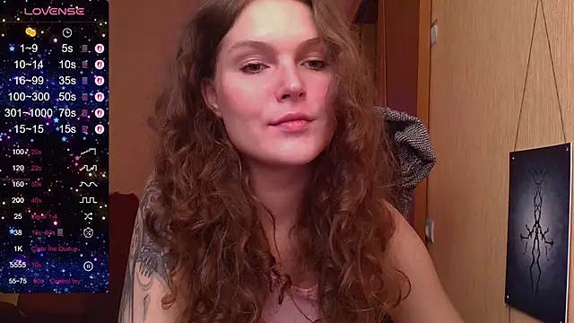 Snapshot of Jenna_Sativa chatting on 10, 9, 2025 Jenna Sativa online show from 10, 9, 2025