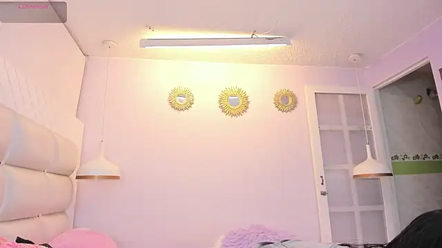 Snapshot of kaory_azumi chatting on 4, 11, 2025 kaory azumi online show from 4, 11, 2025