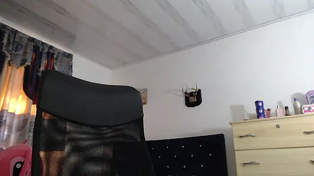 Snapshot of sweet_cutetras22 chatting on 20, 1, 2025 sweet cutetras22 online show from 20, 1, 2025