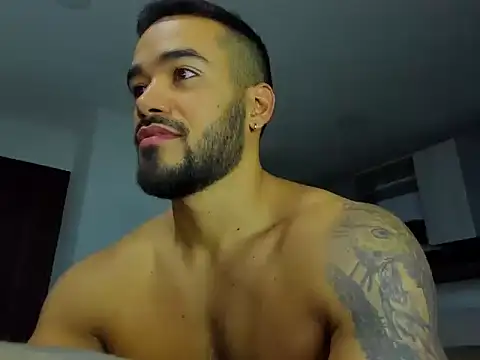 Alexander Martines online show from 7, 10, 2025