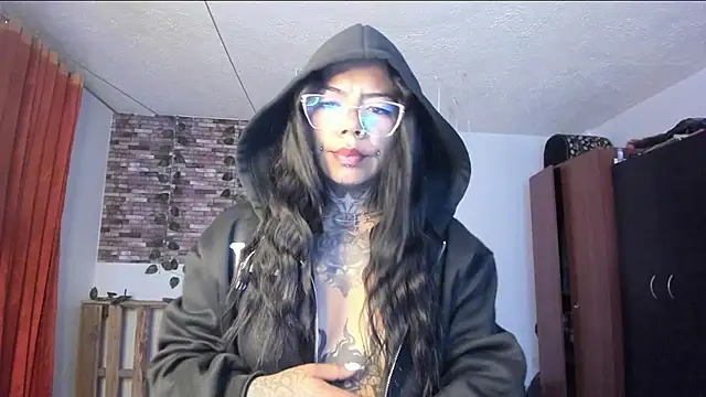 Snapshot of nicole_volkov chatting on 11, 11, 2025 nicole volkov online show from 11, 11, 2025