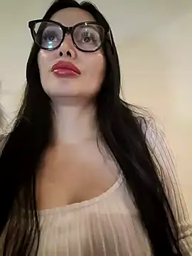 Snapshot of _monicab chatting on 15, 7, 2026 monicab online show from 15, 7, 2026
