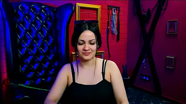 KarolinaRobinson online show from 8, 3, 2025