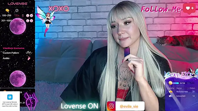 Eva Evile online show from 9, 3, 2025