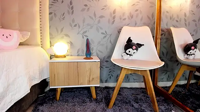 DanielaRuizz online show from 2, 3, 2025