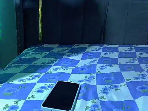 Snapshot of Lutyie chatting on 24, 10, 2025 Lutyie online show from 24, 10, 2025