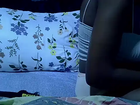 Snapshot of Lutyie chatting on 21, 11, 2025 Lutyie online show from 21, 11, 2025