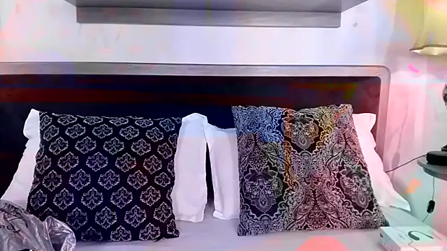 Hotsamantamature online show from 15, 3, 2025