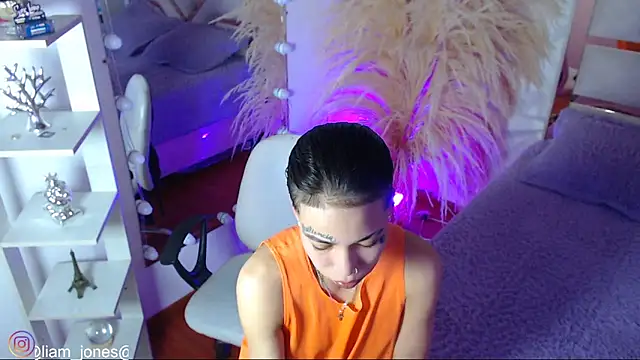 Jonesliam23 online show from 9, 2, 2026