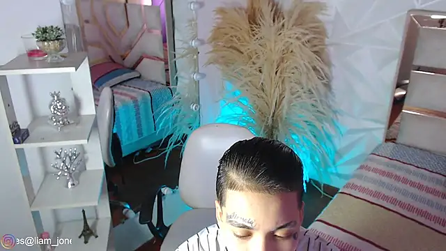 Jonesliam23 online show from 26, 3, 2026