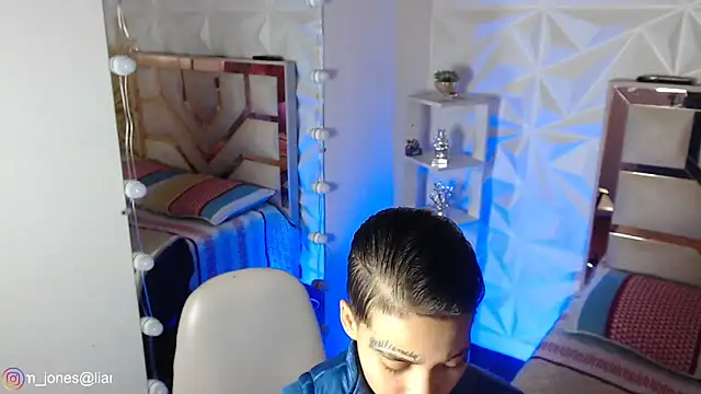 Jonesliam23 online show from 31, 3, 2026