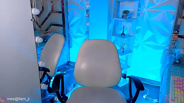 Jonesliam23 online show from 2, 6, 2026