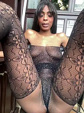 Snapshot of adaraSmiith chatting on 12, 12, 2024 adaraSmiith online show from 12, 12, 2024