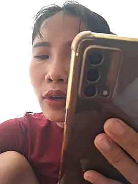 Snapshot of Linda_2k chatting on 27, 12, 2024 Linda 2k online show from 27, 12, 2024