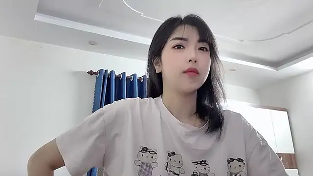 Snapshot of Linda_2k chatting on 9, 11, 2025 Linda 2k online show from 9, 11, 2025