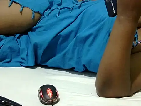 kelly255 online show from 23, 9, 2025